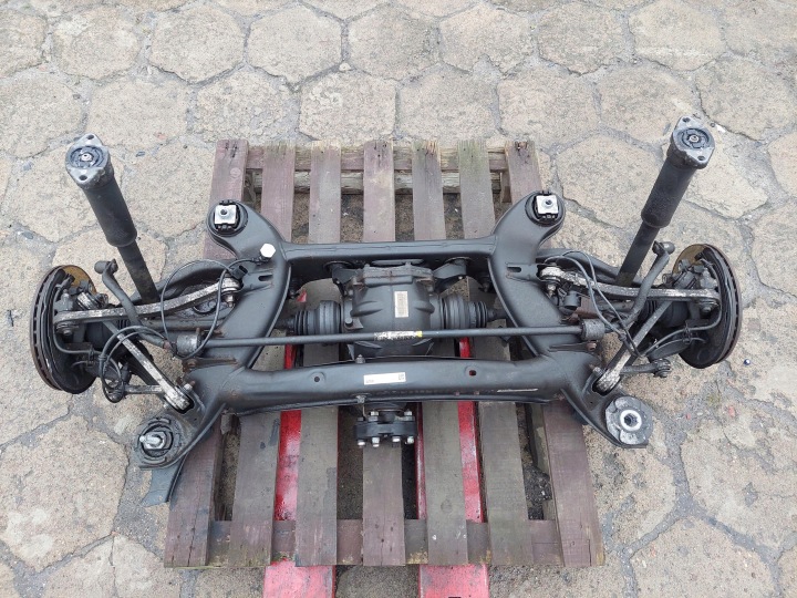 Traverse traineau berceau essieu suspension Arrière Arrière Pont essieu Différentiel MERCEDES W205 S205 C 300 2.2 CDI