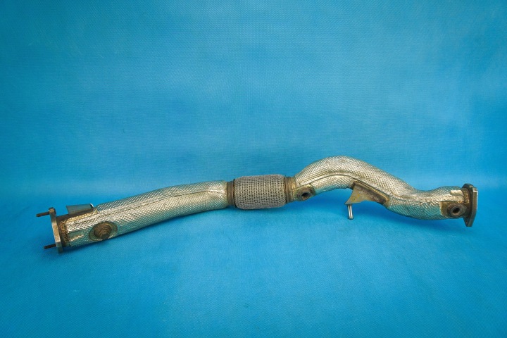 rohr des Auspuffs Audi Q7 4M 3.0TDI 4M0253350AF