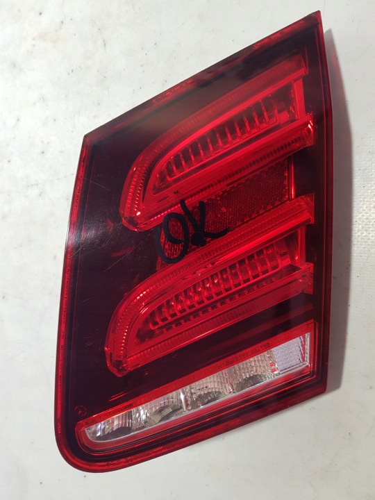 MERCEDES W212 LIFT sedan light right rear part rear right to the bonnet