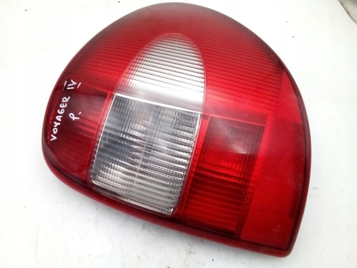 Chrysler Voyager IV 4 Feux phare Droit Arrière Arrière 04857306AB