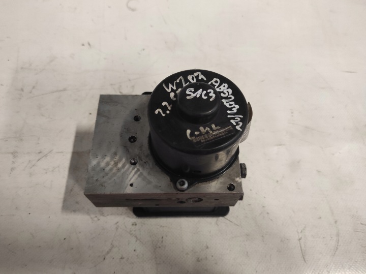 szivattyú ABS Mercedes W 203 A2095450232 00009287D2
