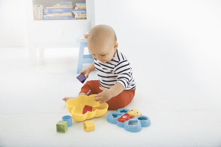 Fisher Price розвивальний Метелик Сортер CDC22 — фото 10
