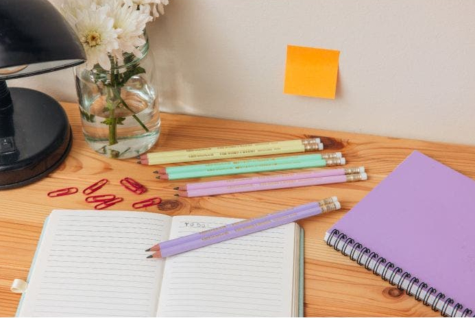 Олівець Evolution PASTEL з гумкою, BiC — фото 4