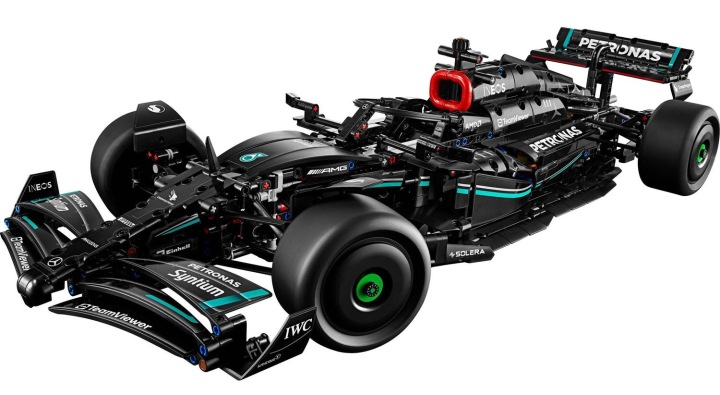 LEGO Technic Mercedes-AMG F1 W14 E Performance 42171 — фото 2