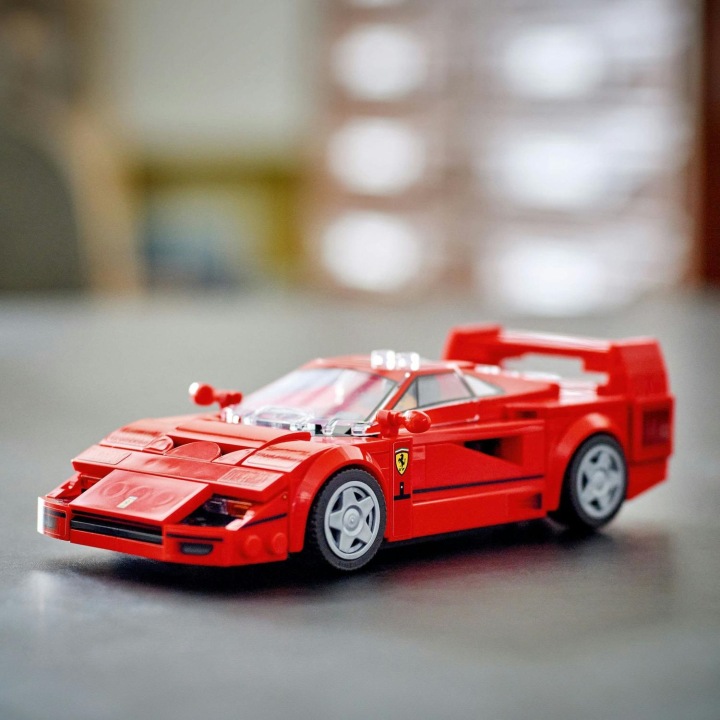 Конструктор LEGO Speed Champions 76934 Суперкар Ferrari F40 — фото 3