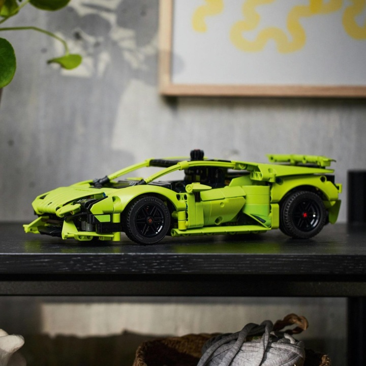 LEGO Technic Lamborghini Huracán Tecnica 42161 — фото 4