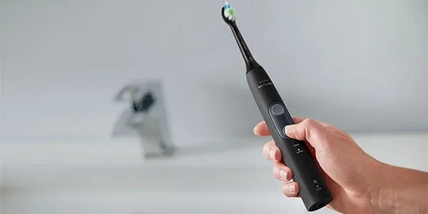 Щіточка електрична Philips HX6830/53 чорна — фото 5