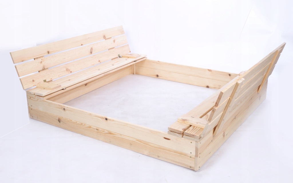 Piaskownica drewniana 140x140 z ławeczkami AGRO PLANDEKA pokrywa oparcie