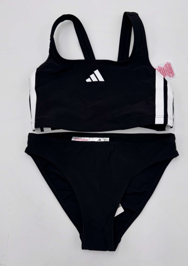 Adidas strój dwuczęściowy rozmiar 140