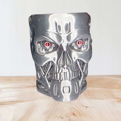 Terminator T-800 na przybory mega ładny