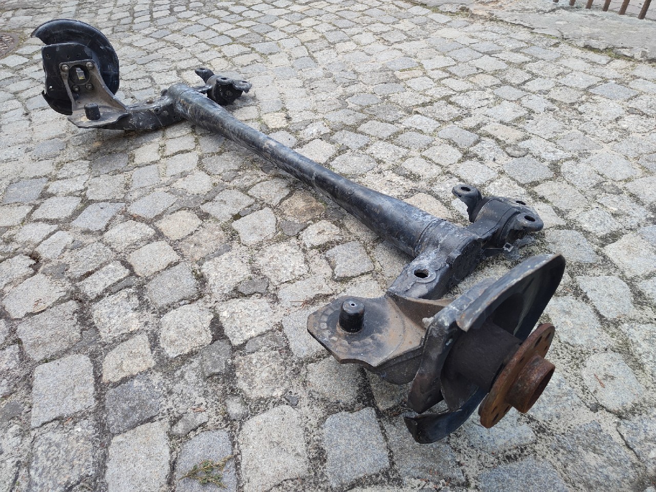 Балка подвески зад opel astra h