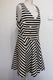 Zdjęcie oferty: Karen Millen Textured Stripe Bottom Detail Flippy Dress 44 16 XXL w paski