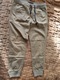Zdjęcie oferty: Męskie joggersy r. M American Eagle