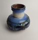Zdjęcie oferty: Wazonik Strehla. Szkliwiony w kolorze błękitnym  - lata 60