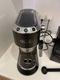 Zdjęcie oferty: DeLonghi EC685BK Dedica 1350W + Młynek KG 79