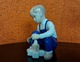Zdjęcie oferty: Porcelanowa figurka chłopca układającego klocki