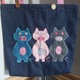Zdjęcie oferty: 3 ŚWINKI-nowa torebka torba zakupowa na zamek z dżinsu-rękodzieło hand made