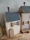 Zdjęcie oferty: Zestaw drewnianych domków dekoracja + dodatki DREWNIANY DOMEK