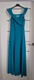 Zdjęcie oferty: Turkusowa sukienka maxi z odkrytymi ramionami, rozcięcie z przodu, r. M 