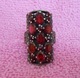 Zdjęcie oferty: Piękny i duży srebrny  pierścionek - granaty, markazyty
