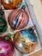 Zdjęcie oferty: Bombki choinkowe szklane stare PRL handmade ręcznie zdobione mix