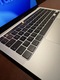 Zdjęcie oferty: MacBook PRO 13" - 16GB/512SSD - 4xTB - TOUCHBAR - MacOS Tahoe 26.0
