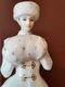 Zdjęcie oferty: Figurka porcelanowa ROYAL DOULTON -A Winter' s  Morn limt 22 cm.