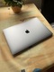 Zdjęcie oferty: MacBook Pro A1707_15 cali_INTEL i7_16GB RAM_512 GB HDD_RADEON PRO 560 4GB