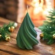 Zdjęcie oferty: Świeczka sojowa w kształcie choinki – zapachowa, ręcznie robiona!