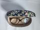Zdjęcie oferty: eleganckie  etui na okulary z kwiatowym wzorem Carmani Exotic