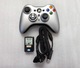 Zdjęcie oferty: Pad Bezprzewodowy Xbox 360 Srebrny D-Pad JAK NOWY +Play & Charge Kit 
