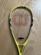 Zdjęcie oferty: Rakieta do squasha Wilson Model Ripper Team Waga: 185 g Pokrowiec GRATIS
