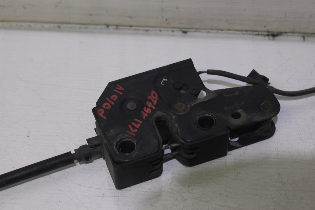 фото №2, Замок капот volkswagen polo iv