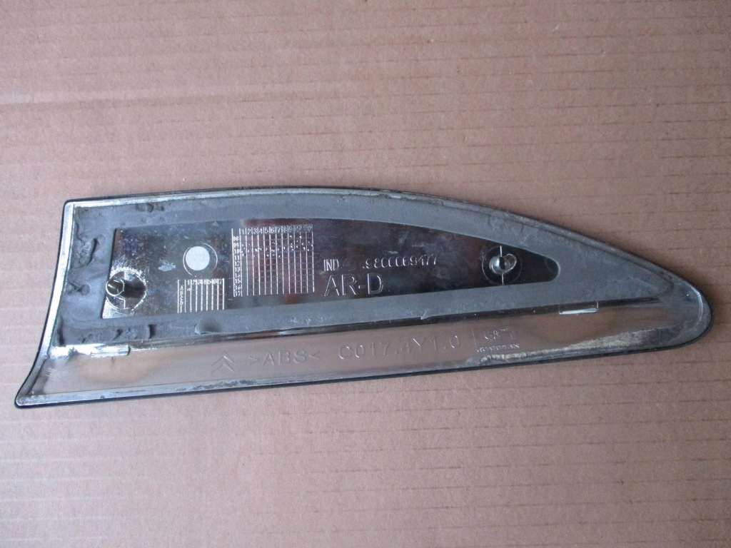 фото №2, Молдинг крыла правая задняя задняя citroen ds3 racing