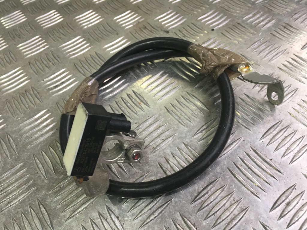 фото №1, Клемма кабель минусовой mercede mercedes-benz оригинальный номер a2215420918