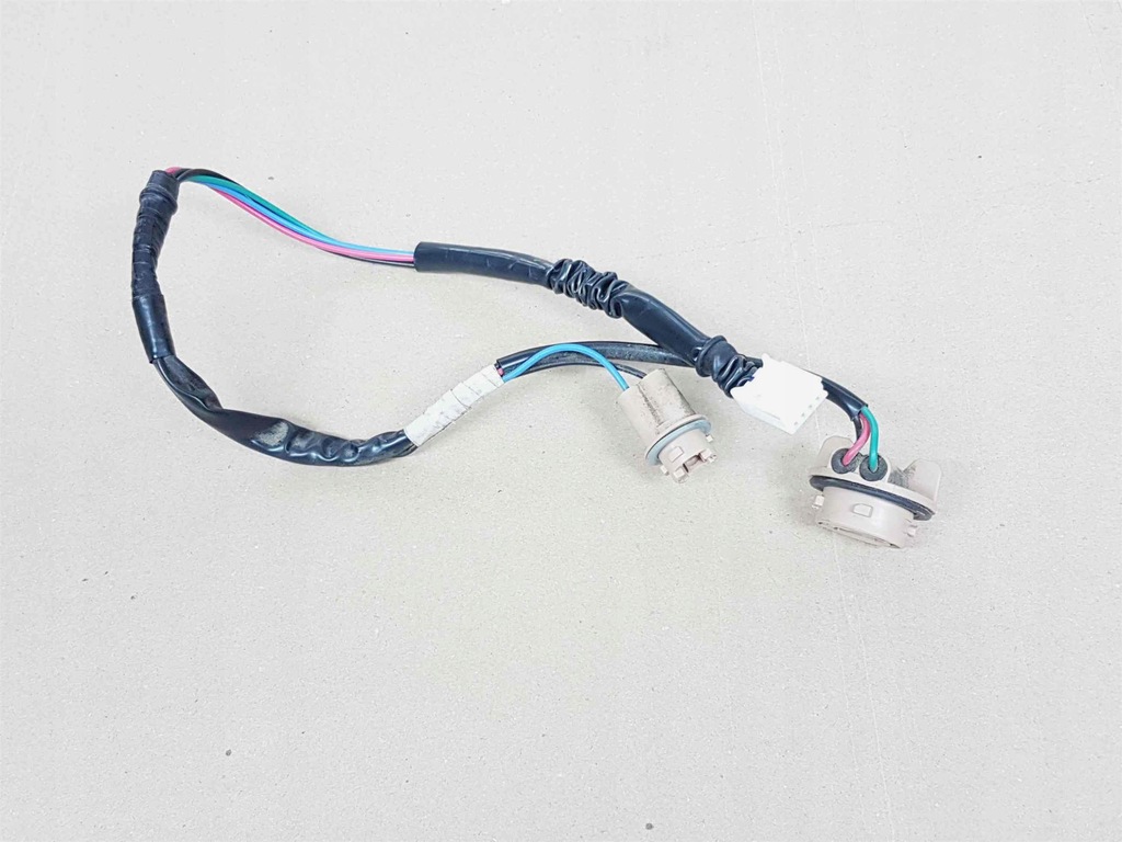 фото №1, Toyota оригинальный номер a81555-02740