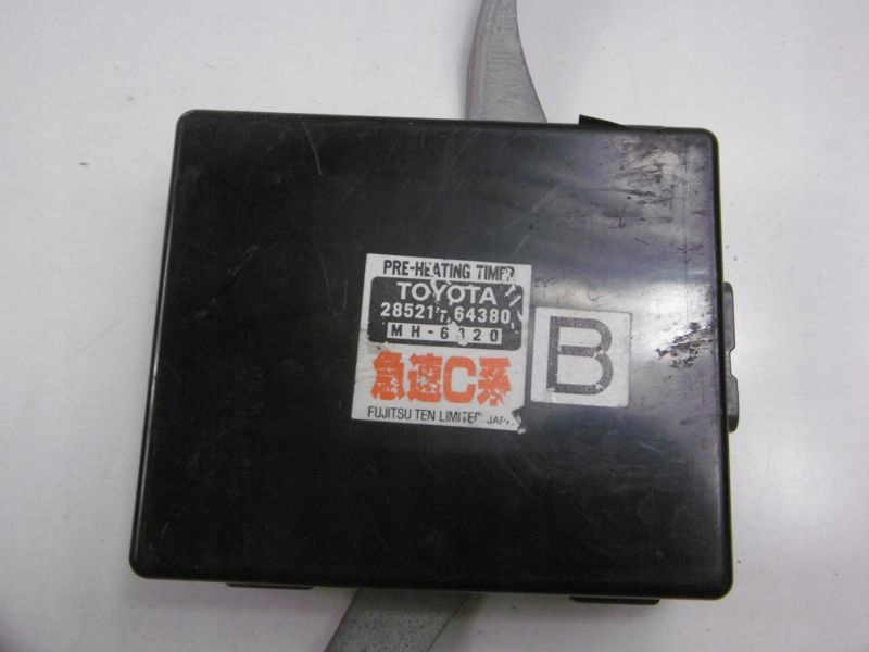 фото №1, Toyota carina e t19 реле модуль 28521-64380