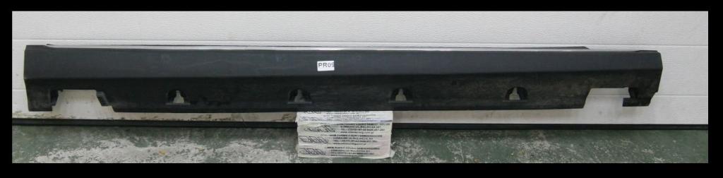 Купити Поріг пластиковий накладка mercedes ml w 166 2011-