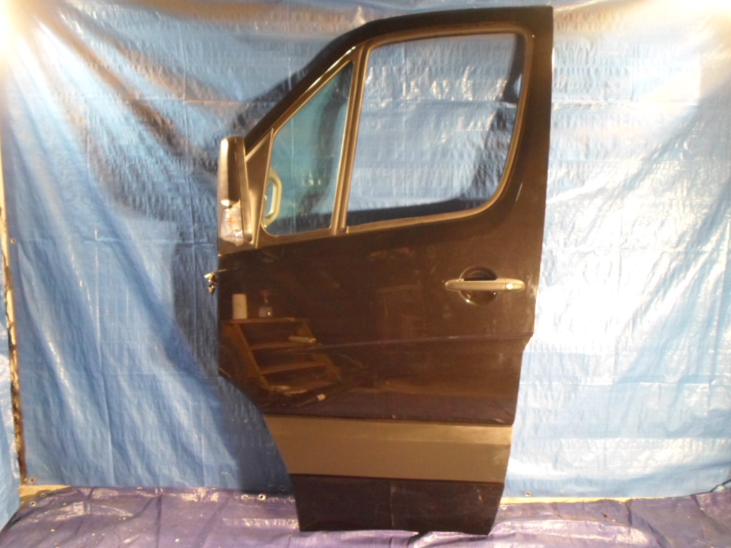 фото №1, Crafter sprinter двері ліва передні lc9z