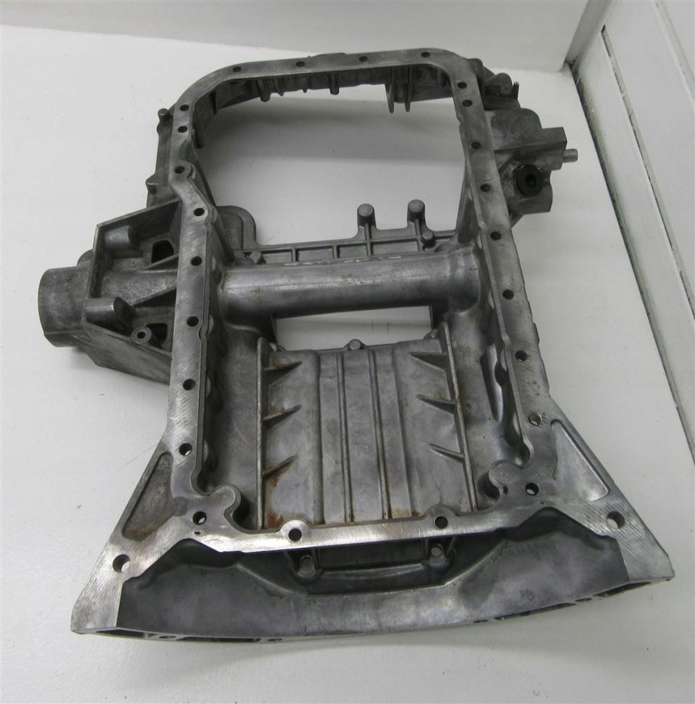 фото №7, Поддон масляная mercedes w211 3.5 4-matic 2720140702