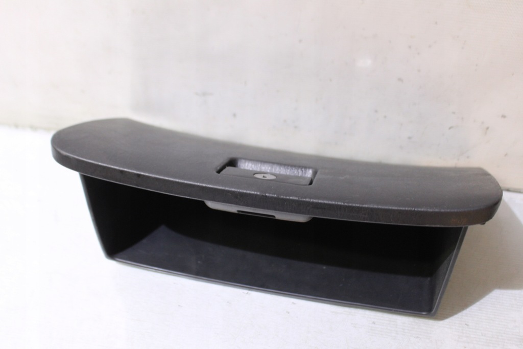 фото №5, Бардачок пасажира corolla verso 55550-13020