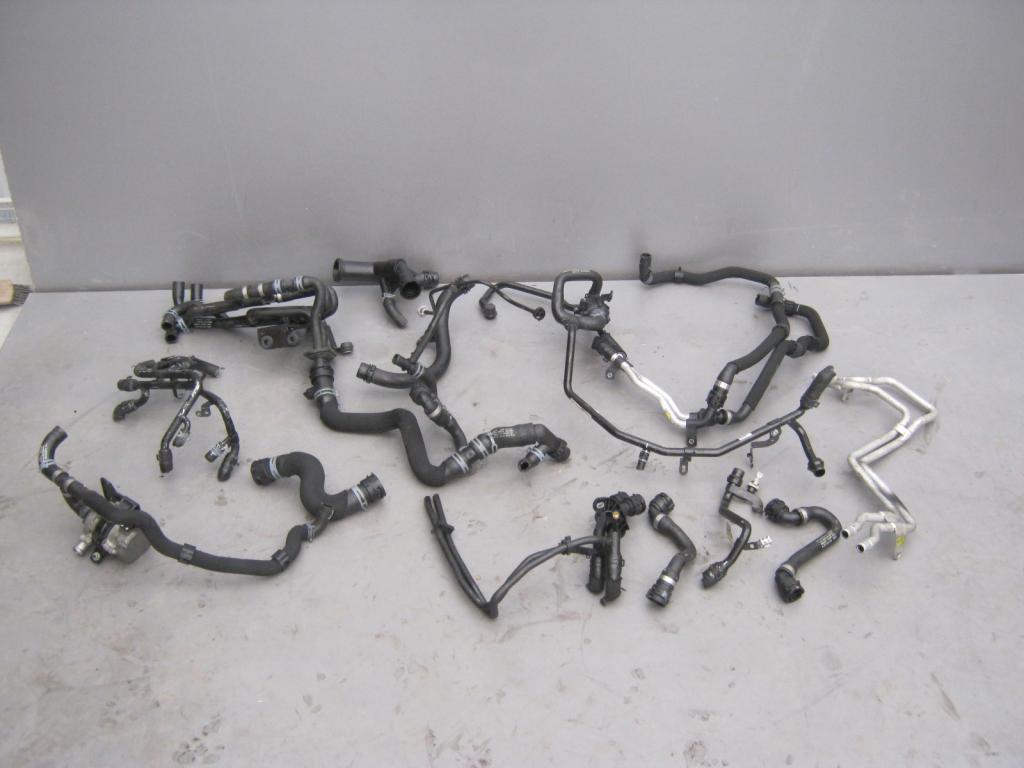 фото №1, Audi q5 8r 2.0 tdi wąż трубка wody 8r0265340e