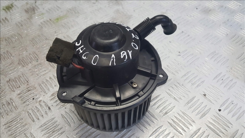 Купити Hyundai купе 1 вентилятор обдув