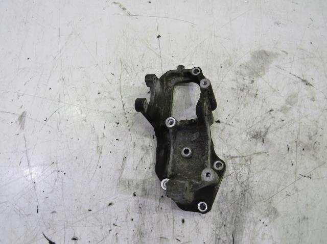 фото №1, 4450a179 кронштейн насоса усилителя outlander ii 2.2