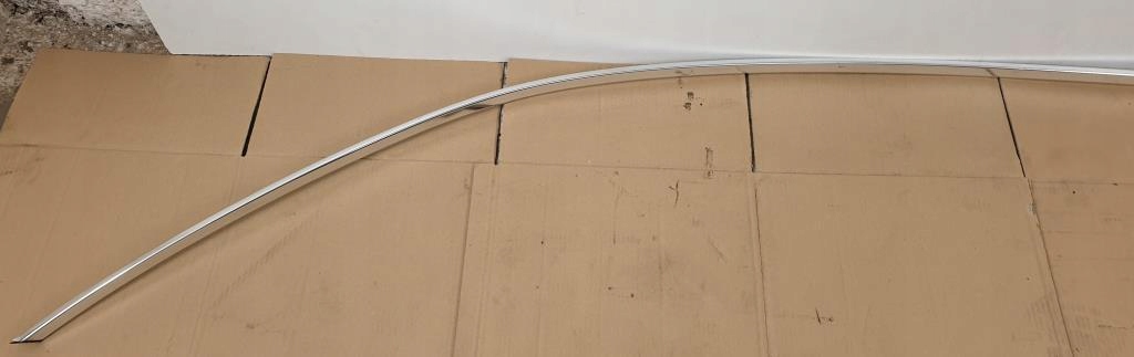 фото №3, Молдинг левая mercedes w204 kombi хром