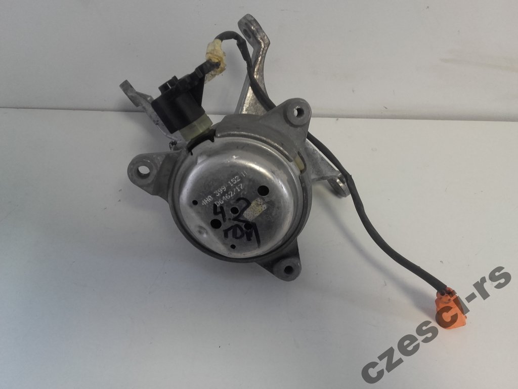 фото №1, Подушка коробки кронштейн защита audi a8 d4 4h0399152n