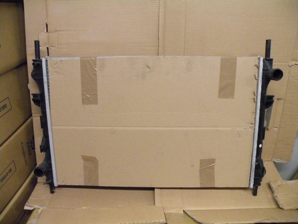 Купити Ford оригінальний номер 1c1h-8005-ge радіатор, система охолодження двигуна