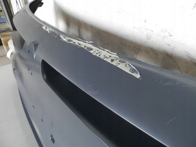 фото №5, Renault megane iv накладка решётка радиатора крышка багажника задняя kombi