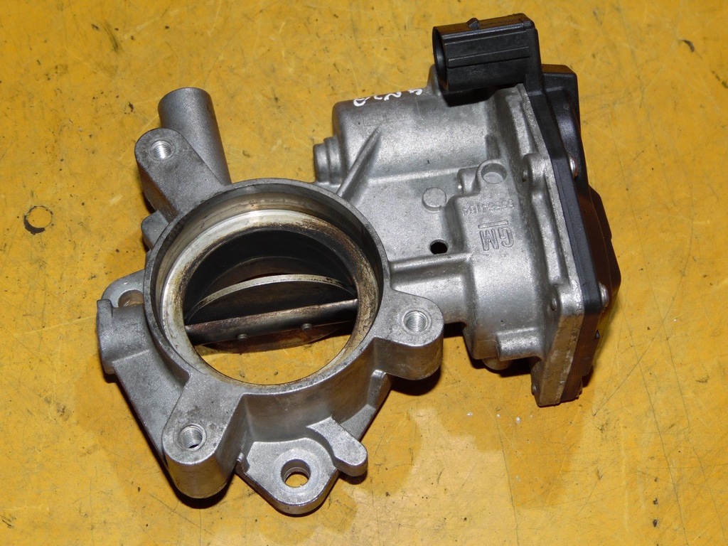 фото №1, Opel оригинальный номер 55564164 дроссельная заслонка