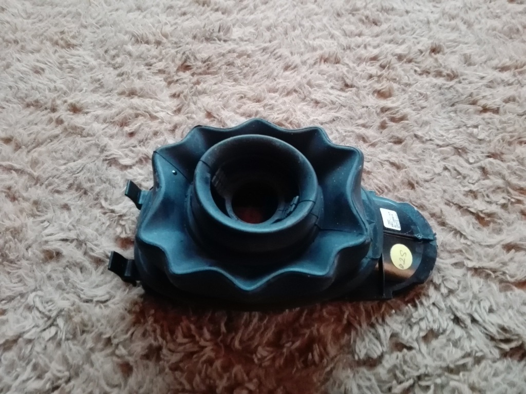 фото №1, Audi a4 b9 8w защита шумопоглощающая 8w0711406